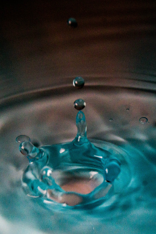eau C2.jpg