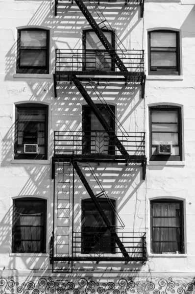 Escaliers-N&B-1.jpg