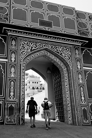 Porte cour City Palace (18°s) - Jaipur - Inde.jpg